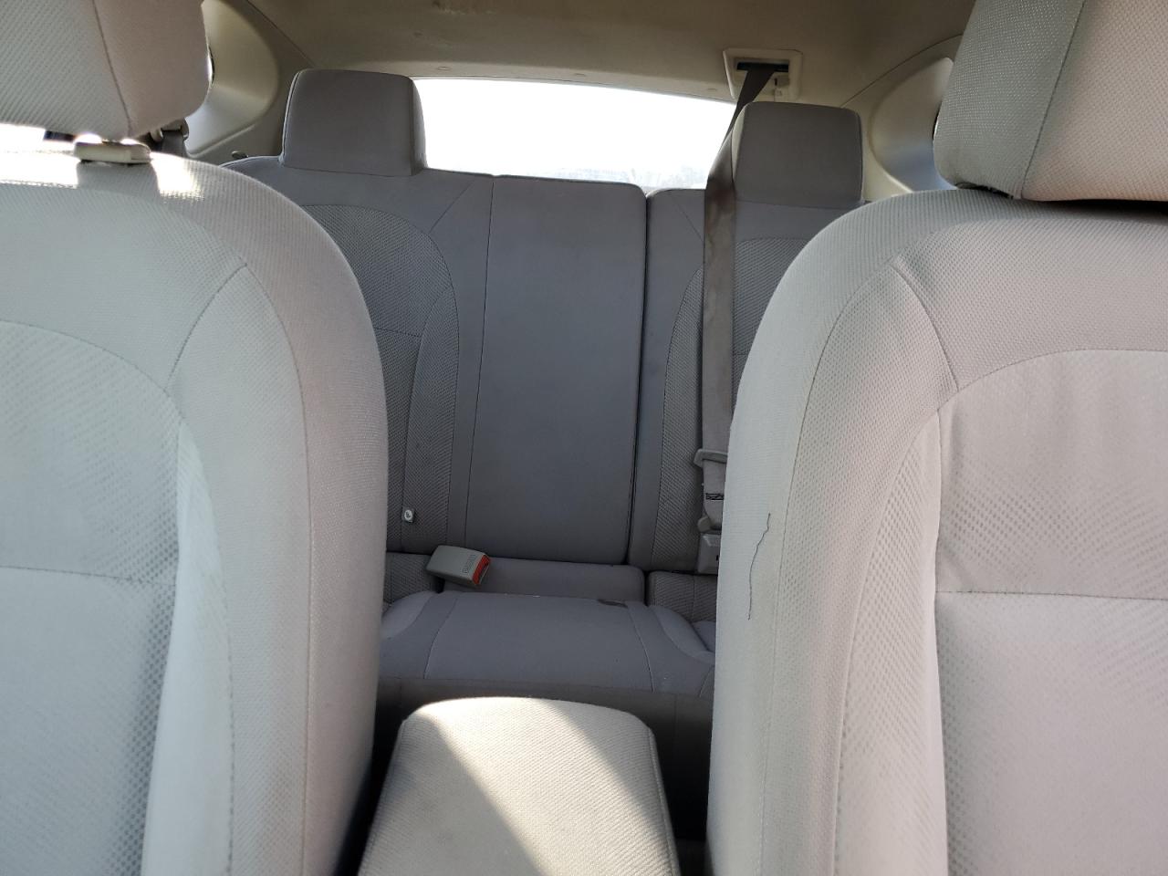 2012 Nissan Rogue - Image 10