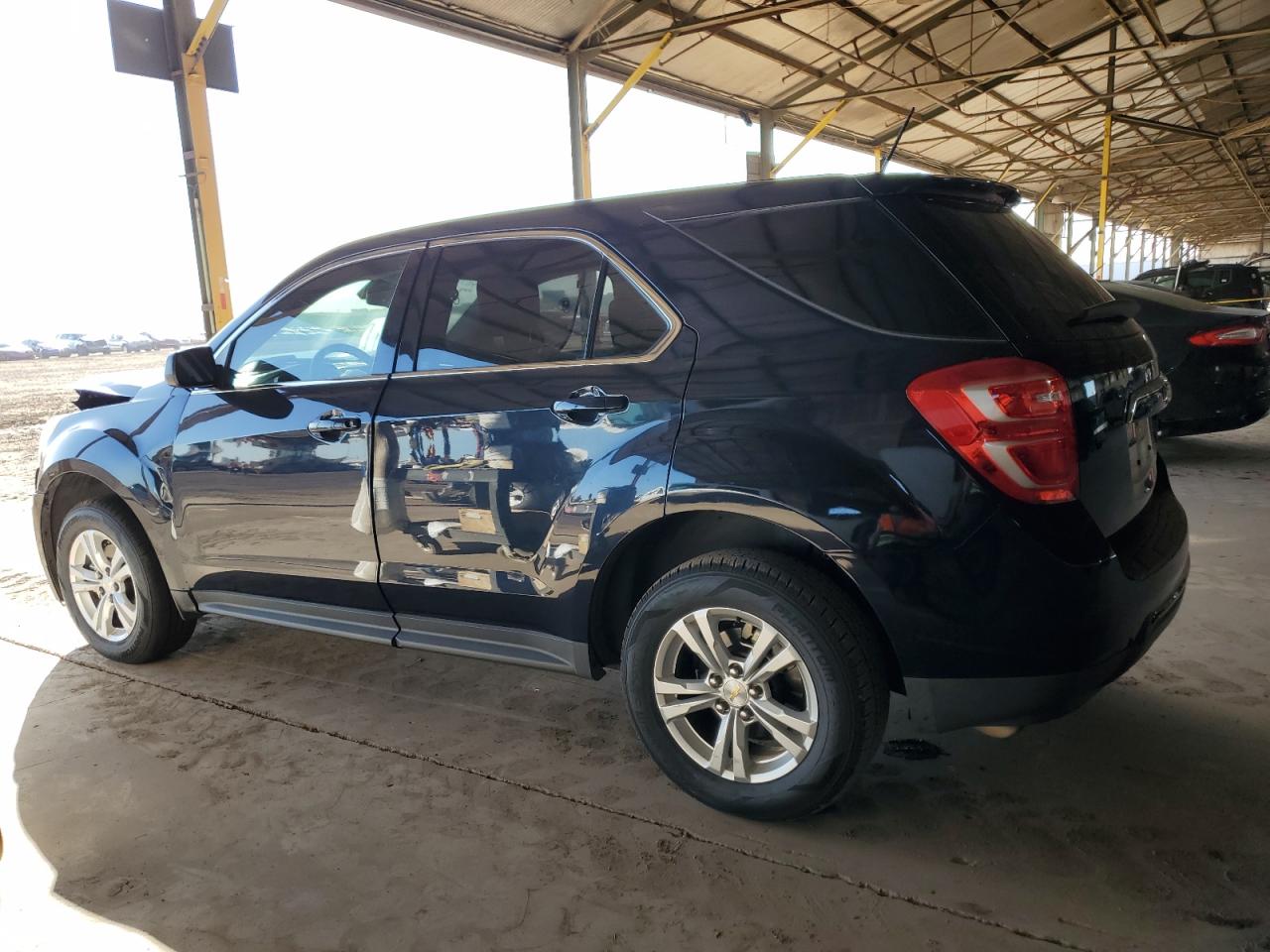 2016 Chevrolet Equinox - Image 2
