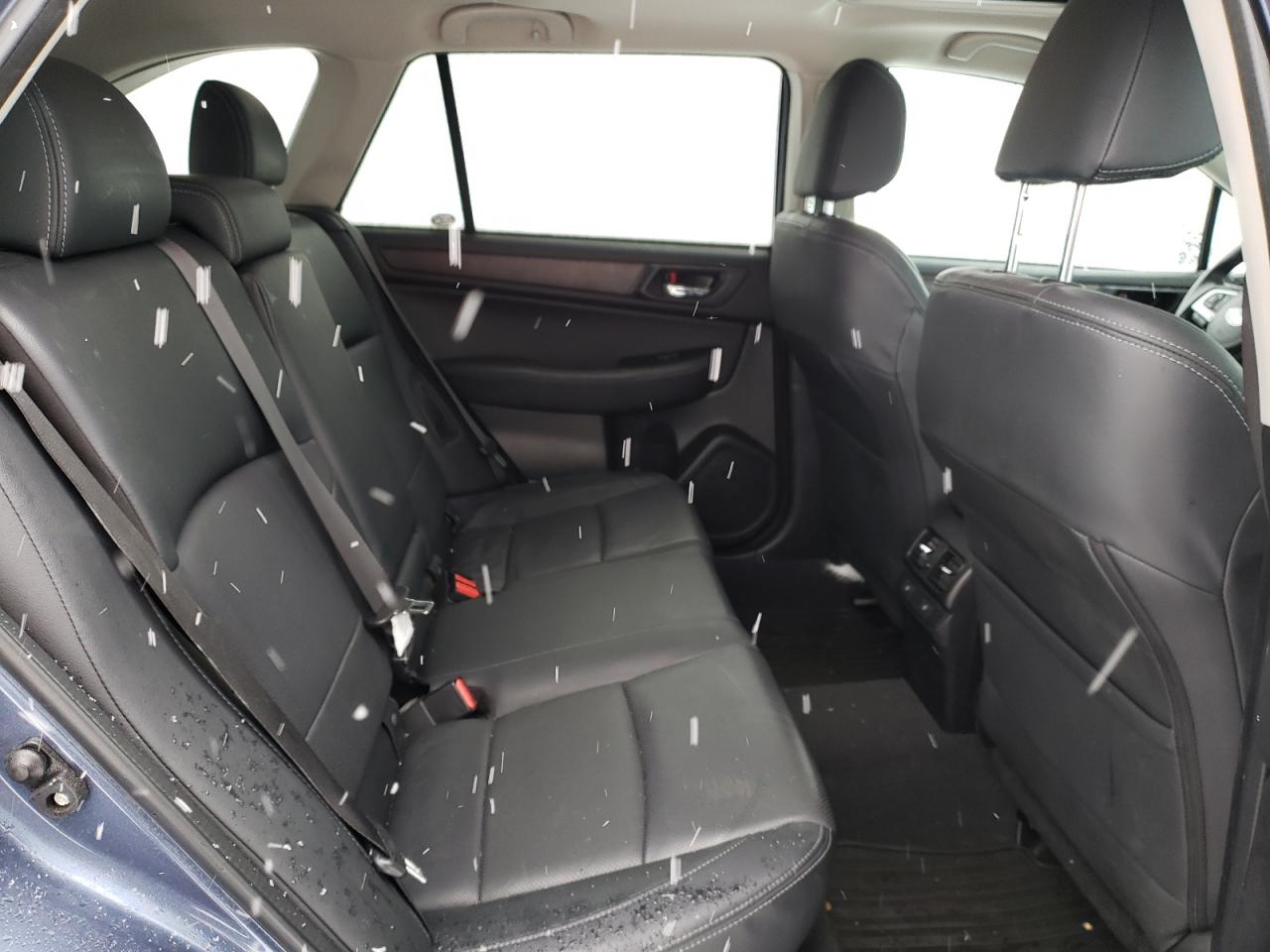 2017 Subaru Outback - Image 11