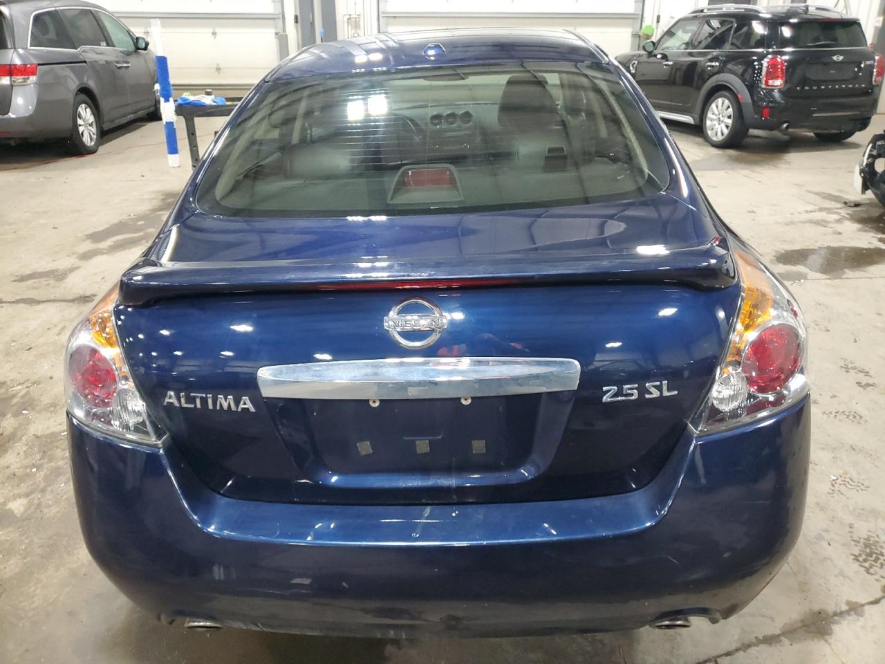 2010 Nissan Altima - Image 6