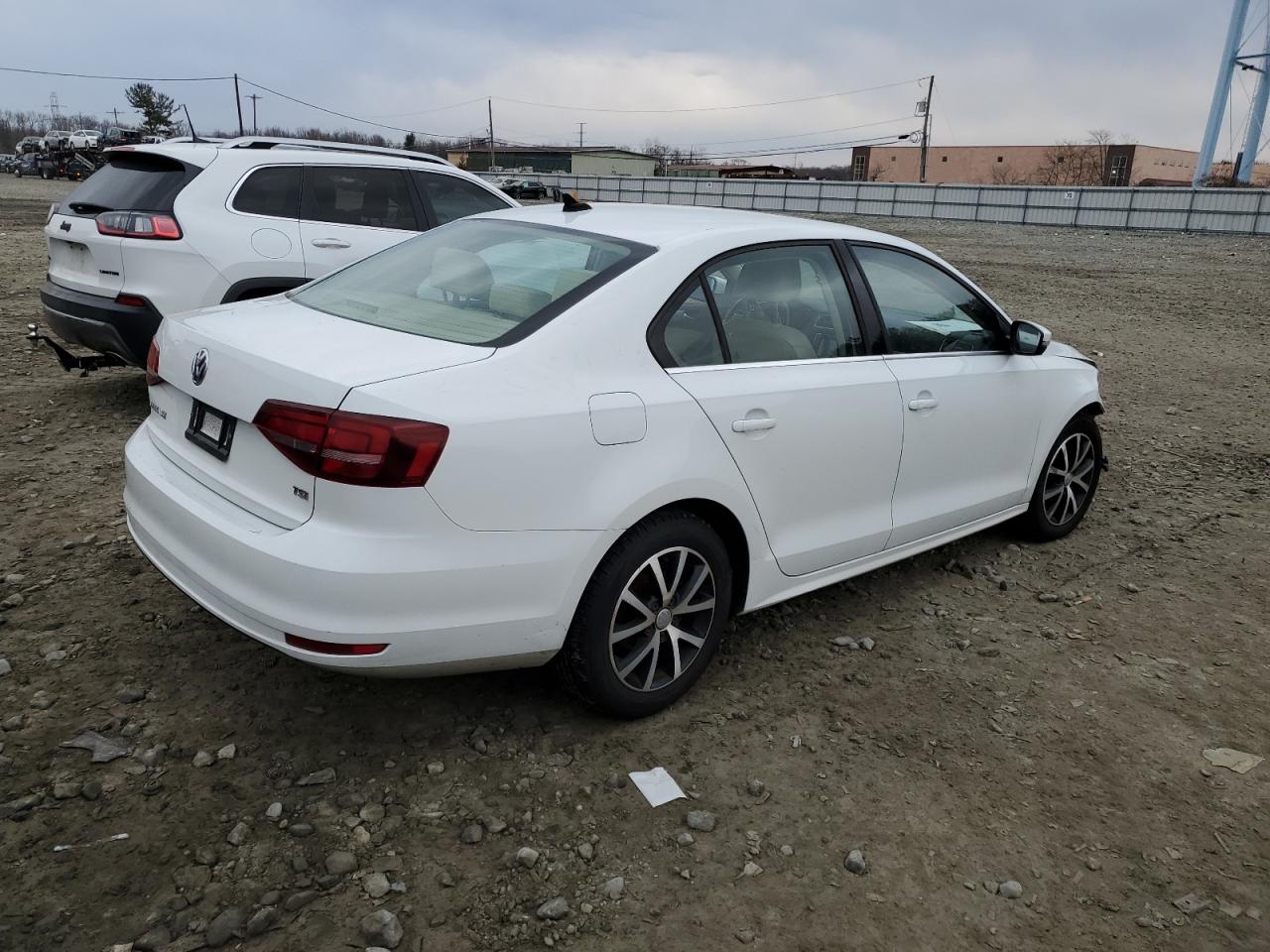 2018 Volkswagen Jetta - Image 3