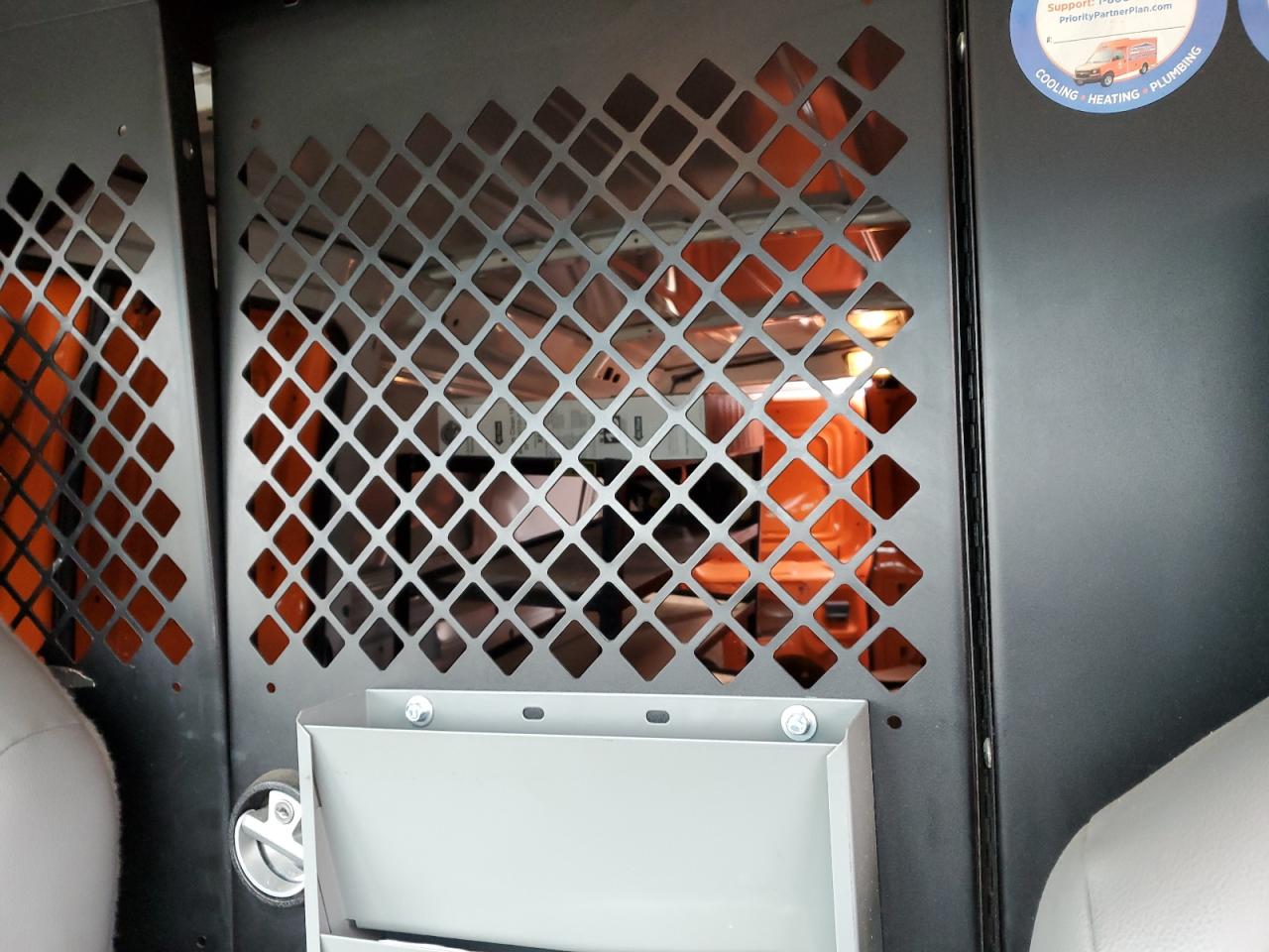 2014 Ford Econoline - Image 10