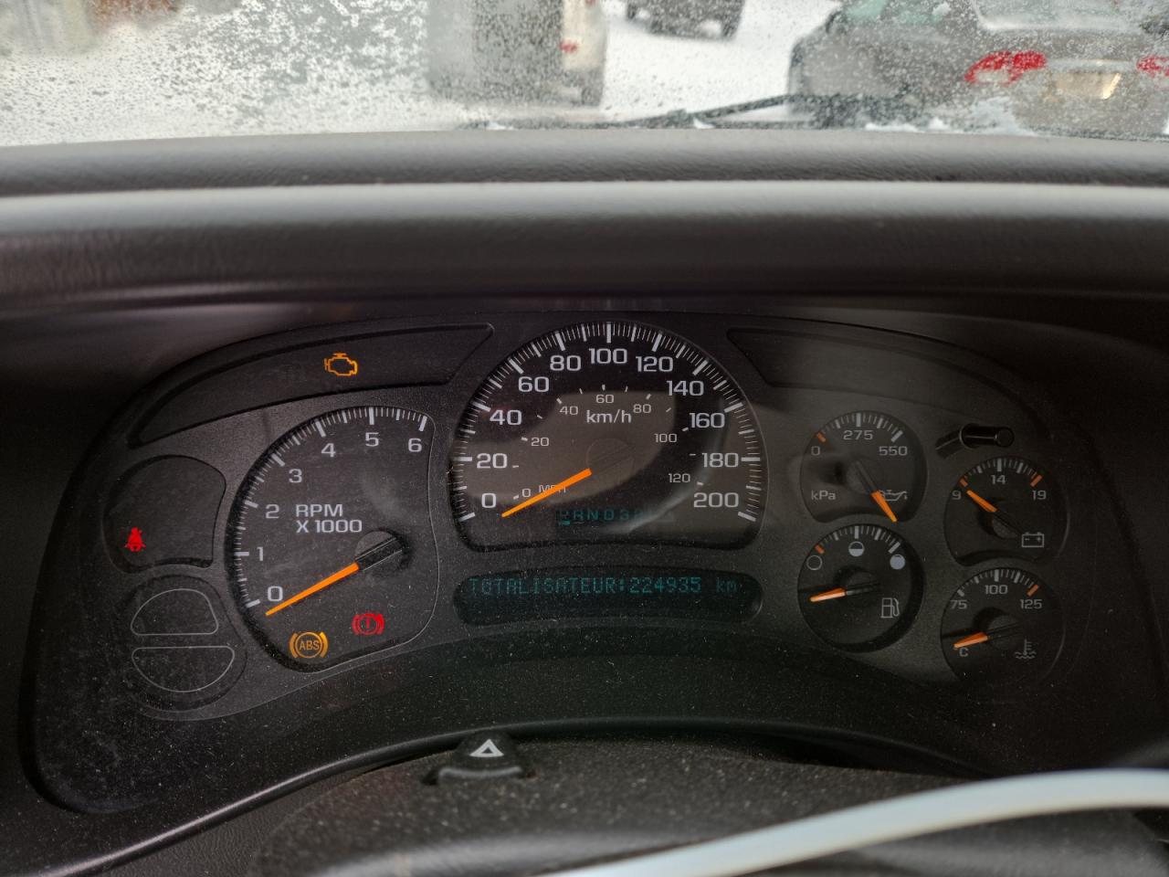 2005 Chevrolet Silverado - Image 9