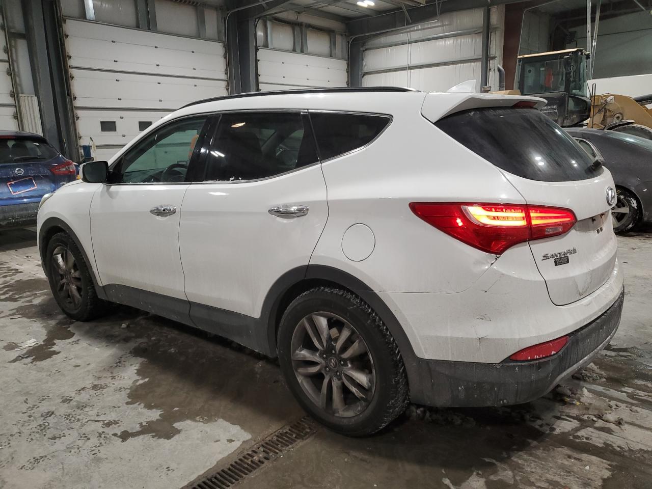 2014 Hyundai Santa Fe - Image 2