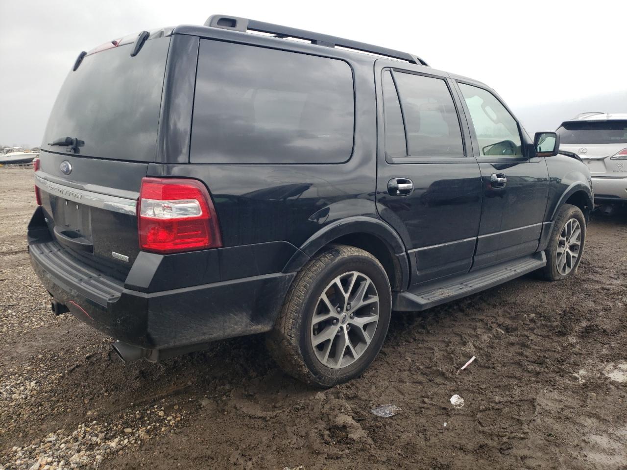 2017 Ford Expedition - Image 3