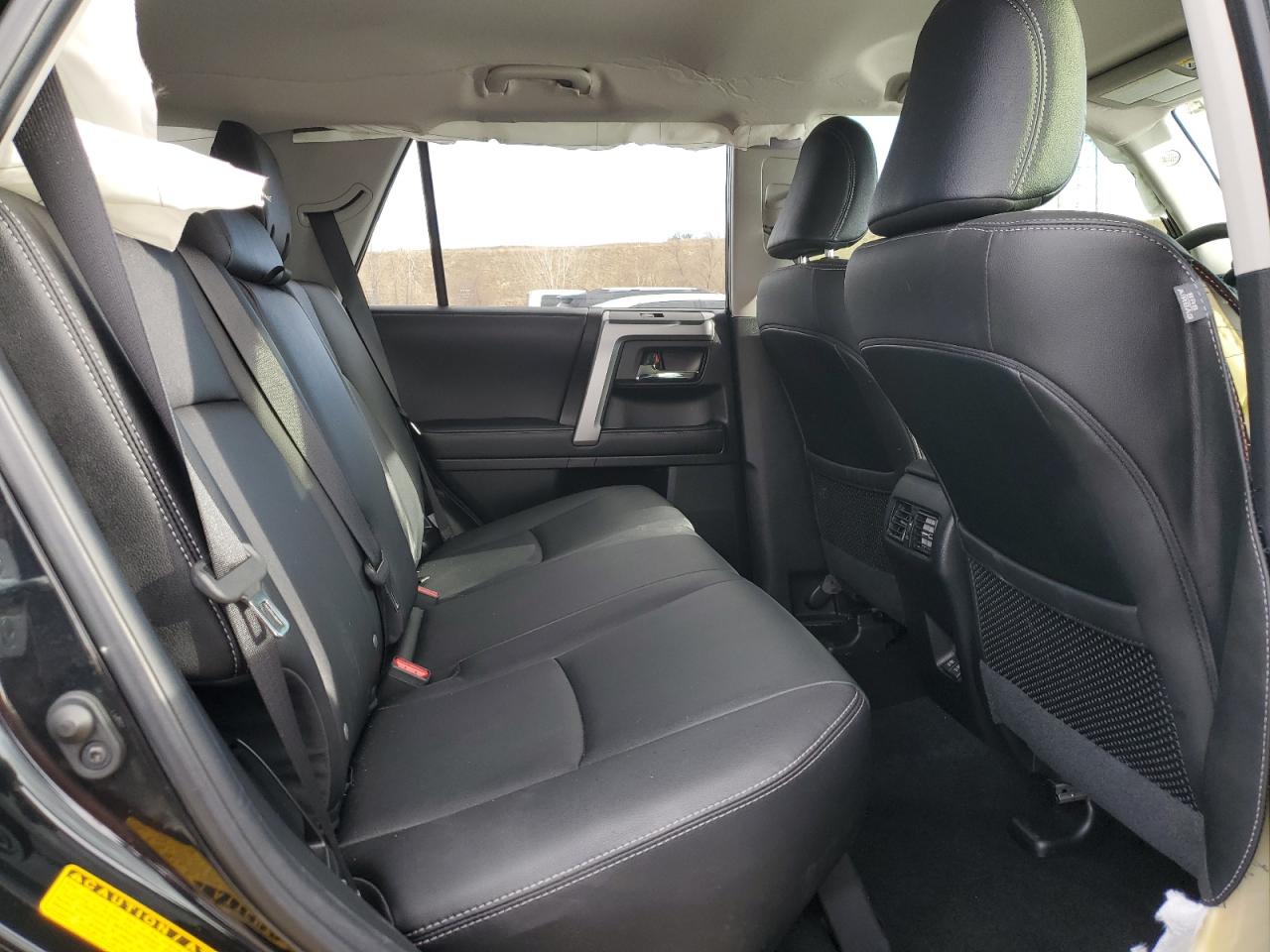 2022 Toyota 4Runner - Image 11