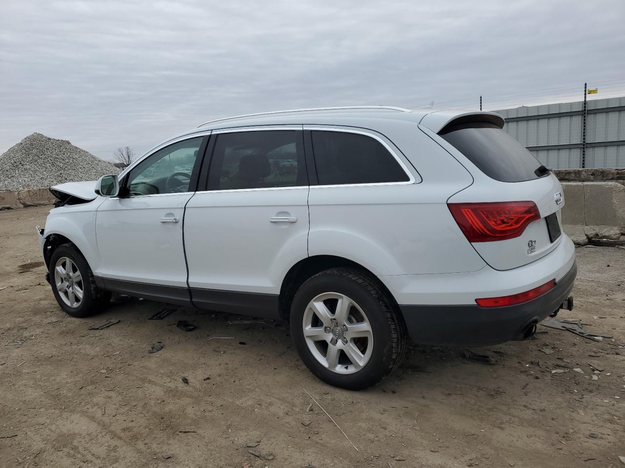 2013 Audi Q7 - Image 2