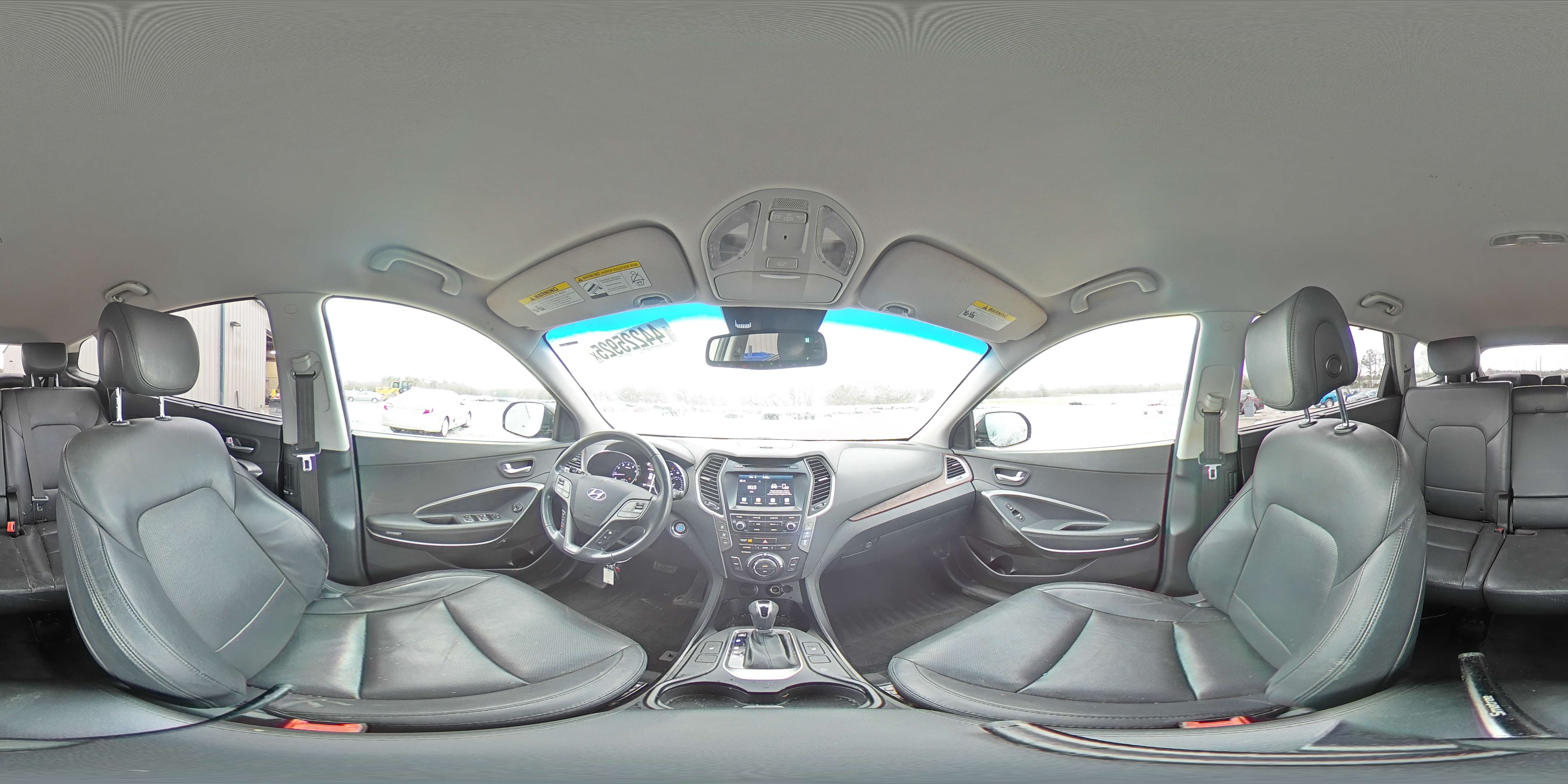 2018 Hyundai Santa Fe - Image 15