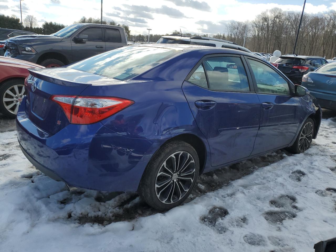 2015 Toyota Corolla - Image 3