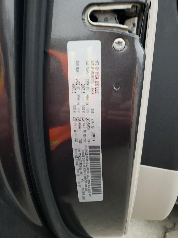 2018 Chrysler Pacifica - Image 14