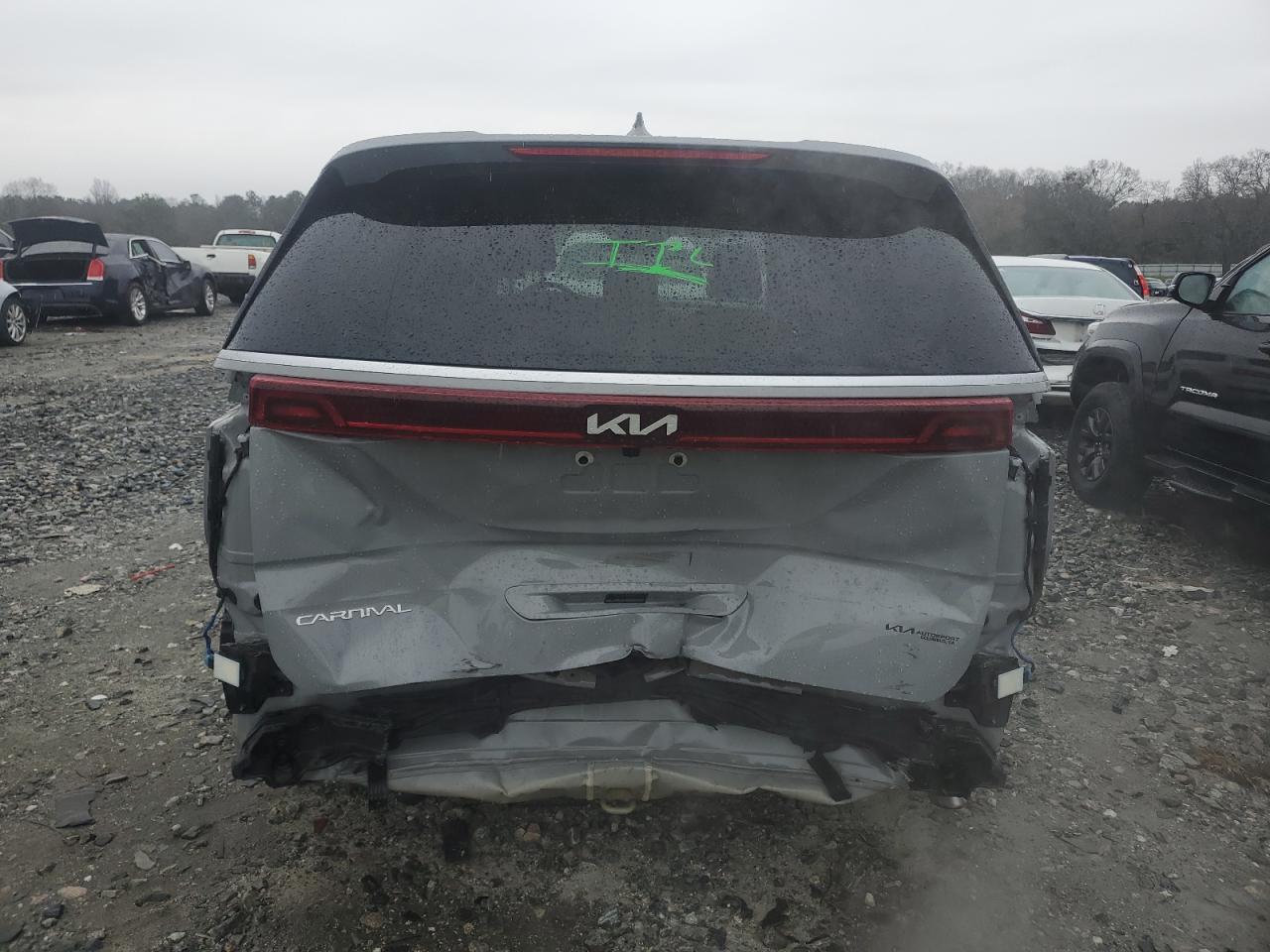 2024 Kia Carnival - Image 6