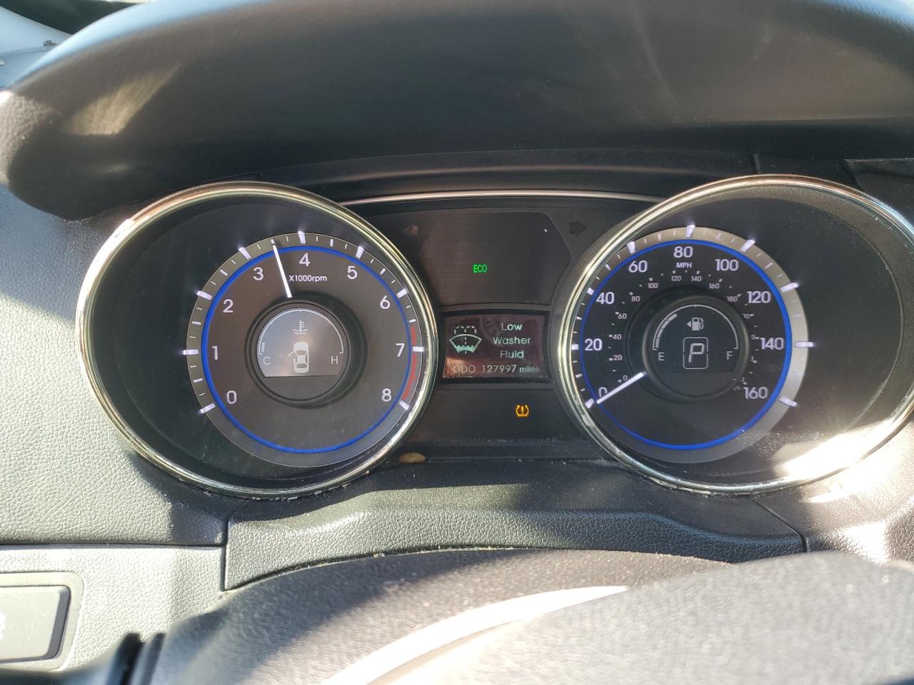 2013 Hyundai Sonata - Image 9