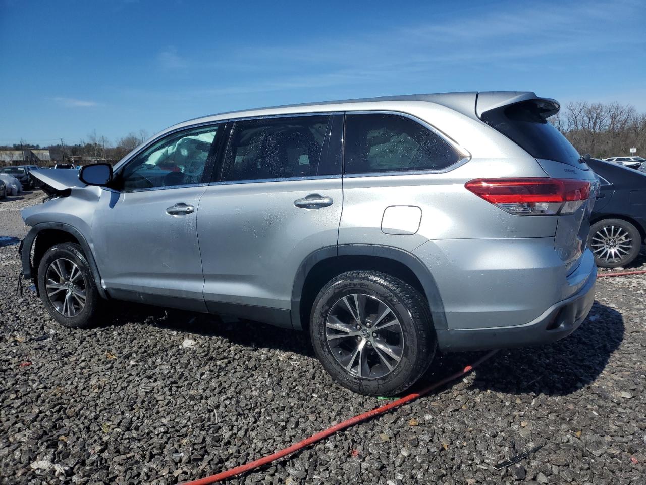 2019 Toyota Highlander - Image 2