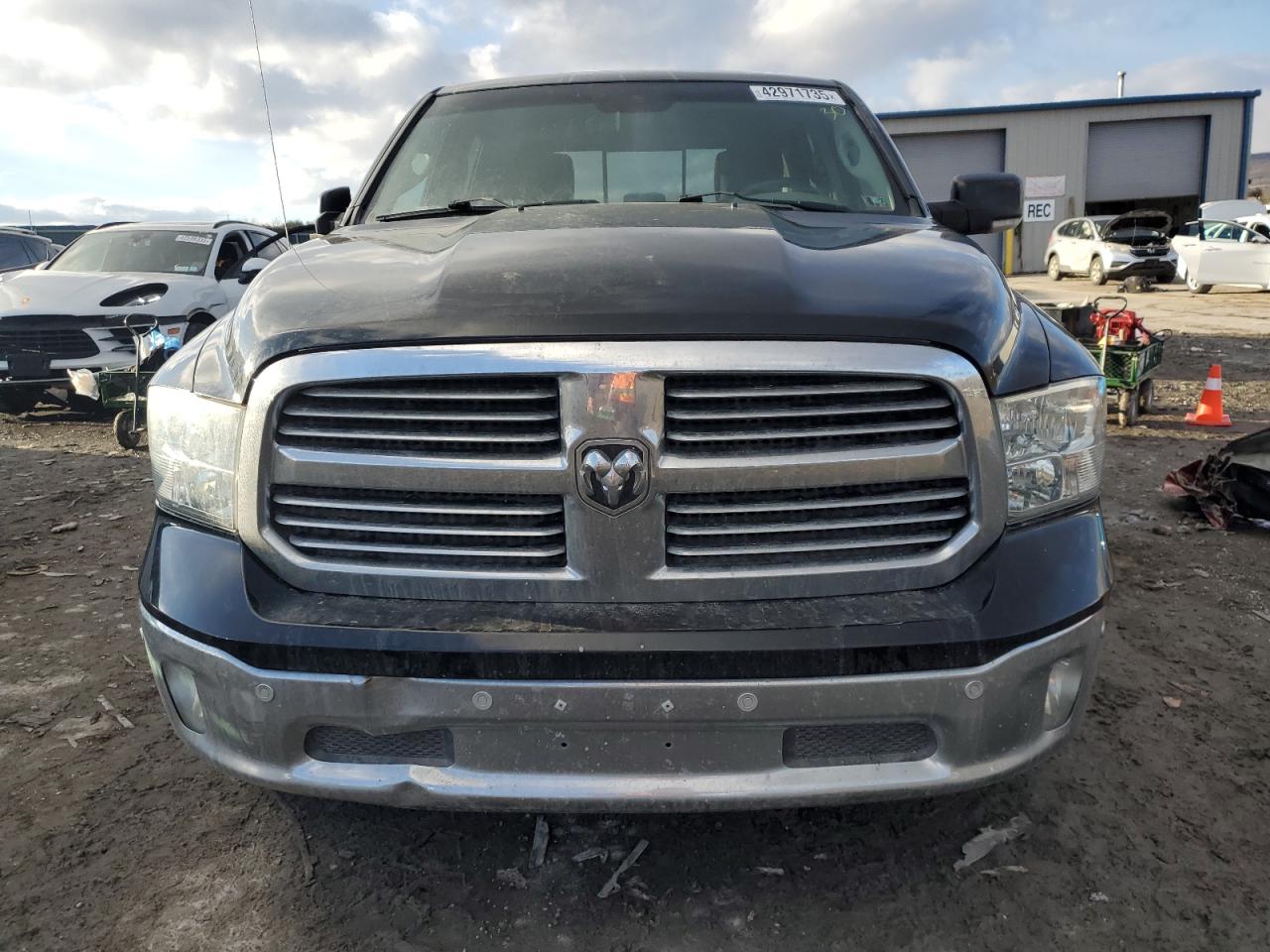 2014 RAM 1500 - Image 5
