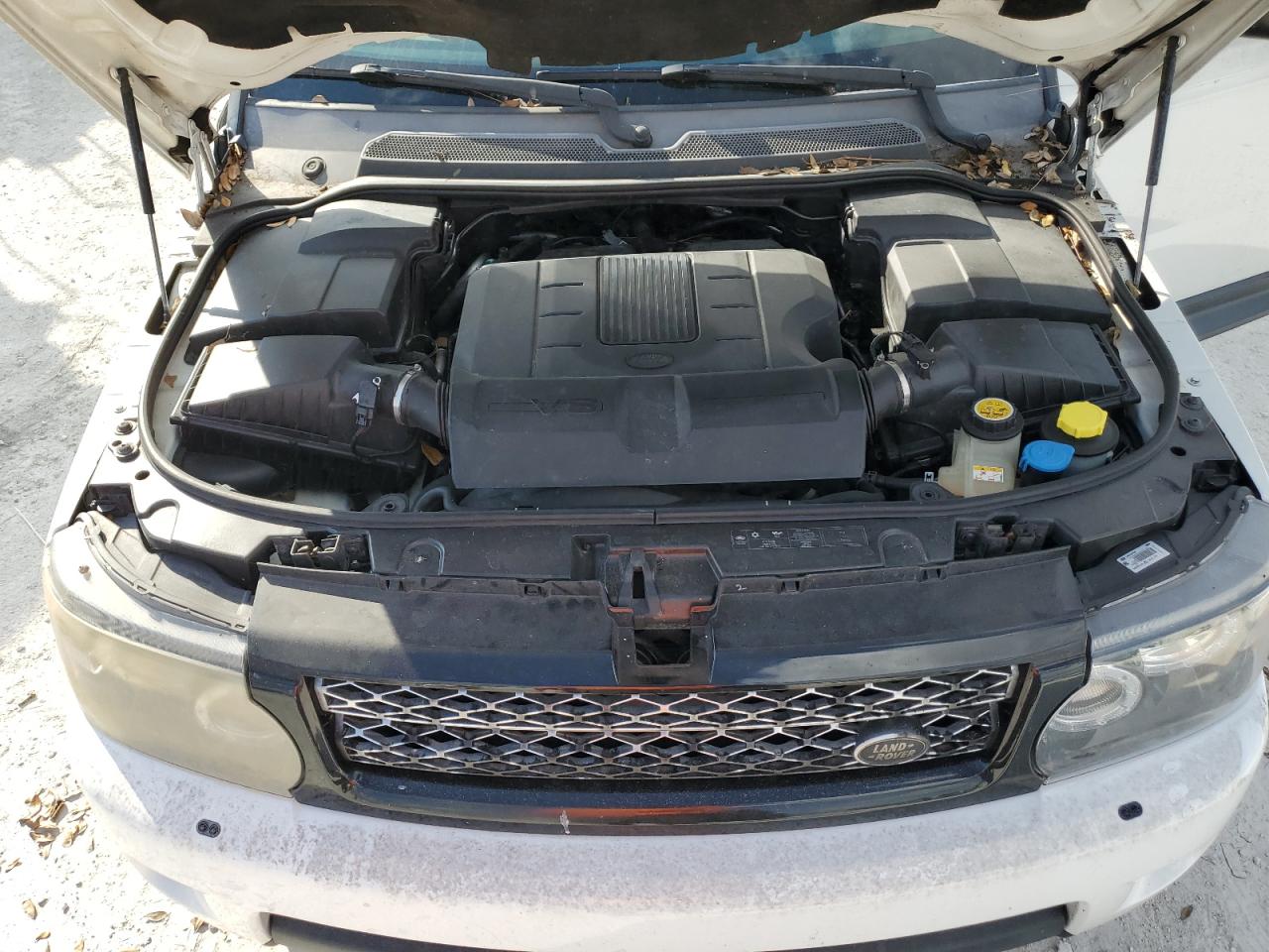 2013 Land Rover Range Rover - Image 11