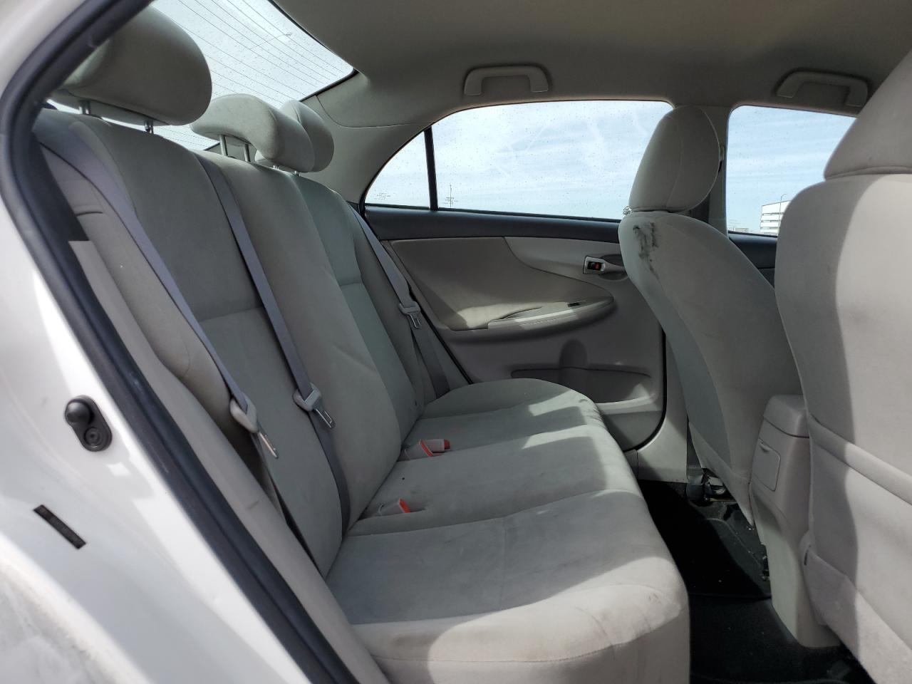 2011 Toyota Corolla - Image 10