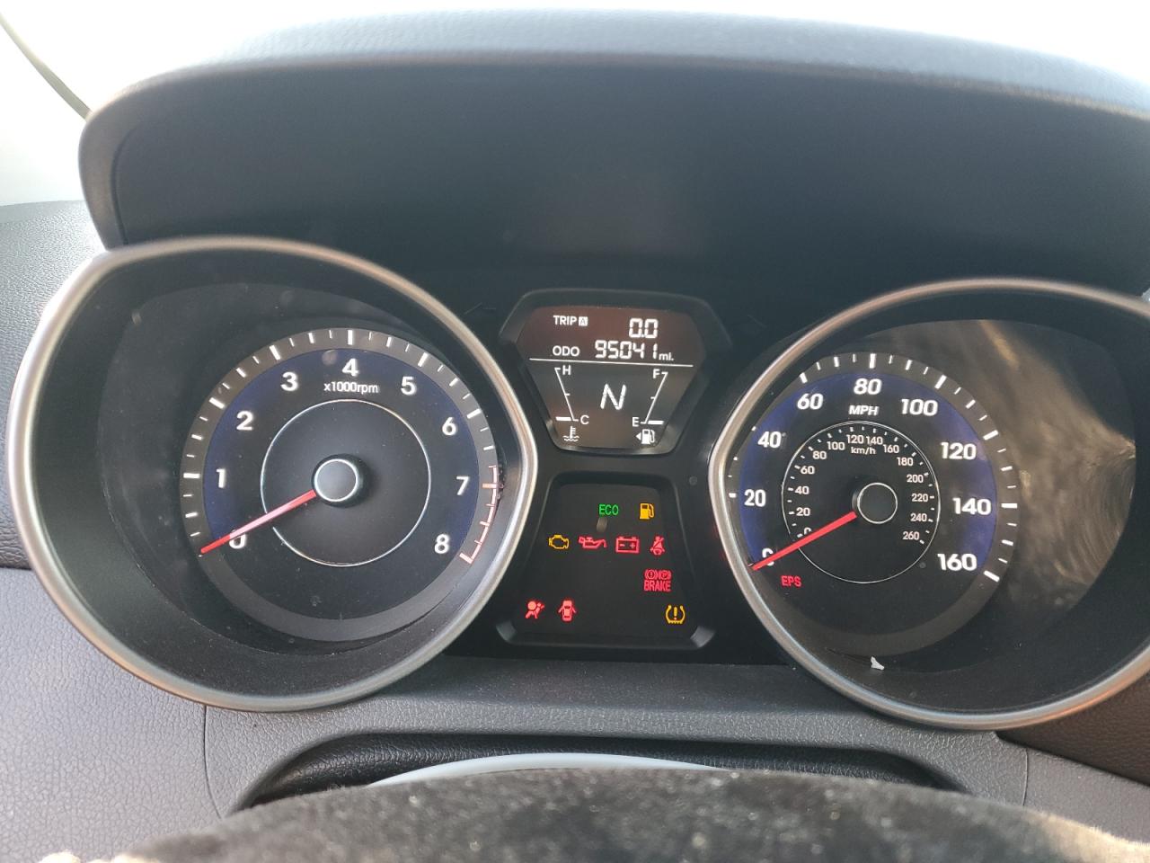 2013 Hyundai Elantra - Image 9