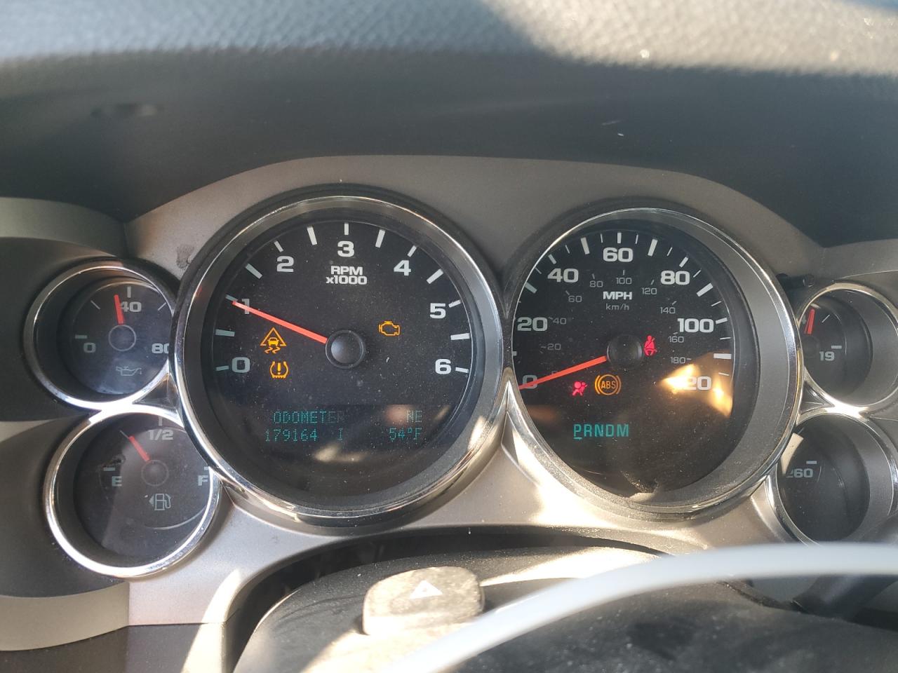 2010 Chevrolet Silverado - Image 9