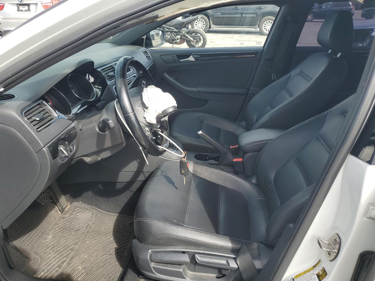 2018 Volkswagen Jetta - Image 7