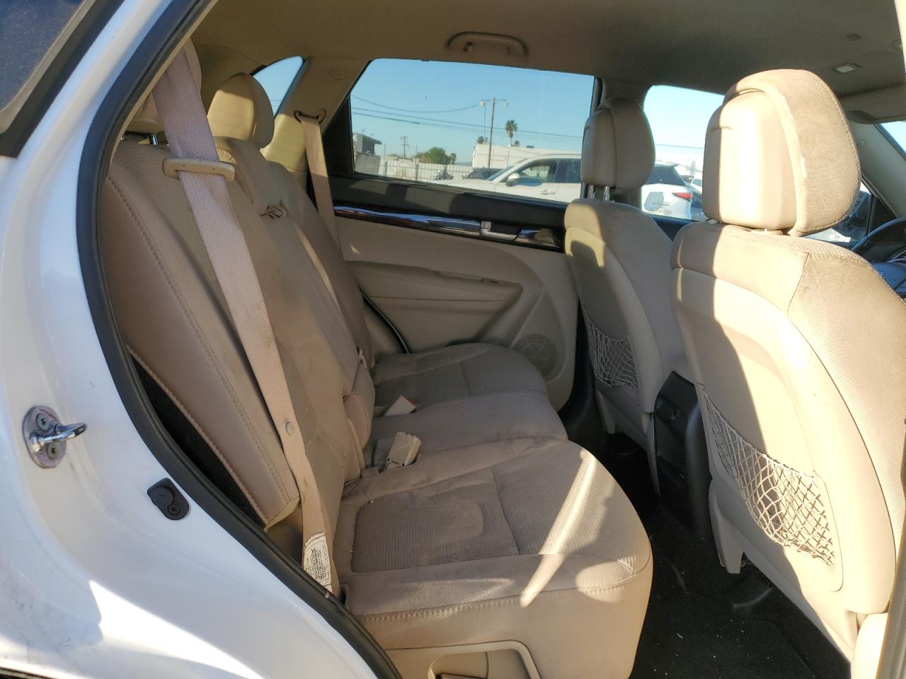 2014 Kia Sorento - Image 11