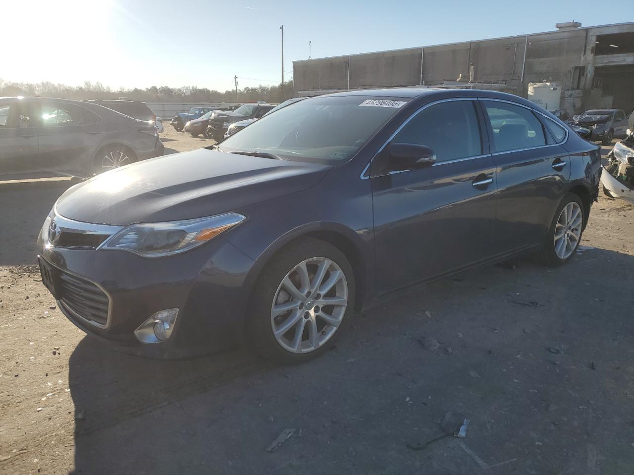 2015 Toyota Avalon - Image 1