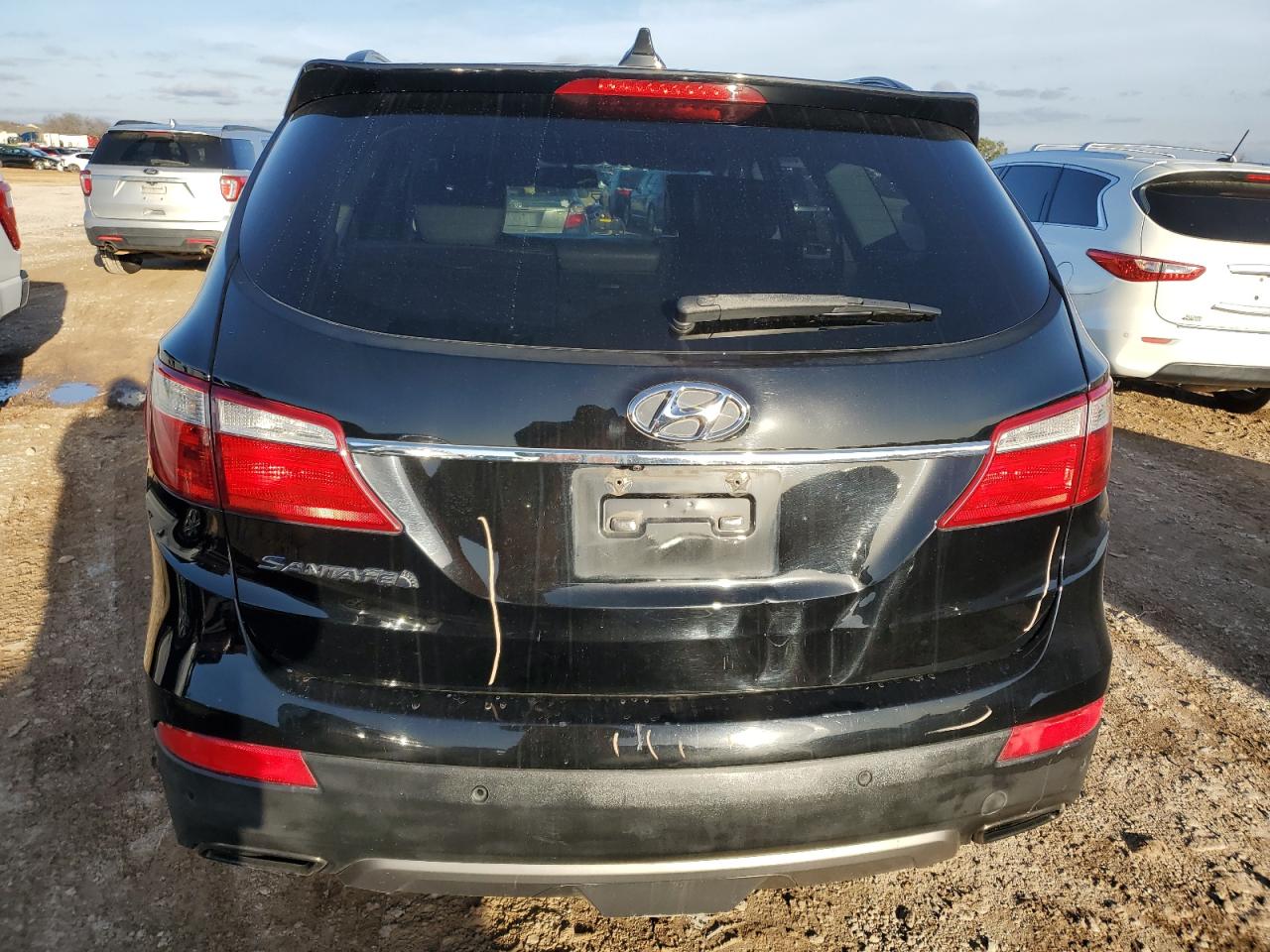 2014 Hyundai Santa Fe - Image 6