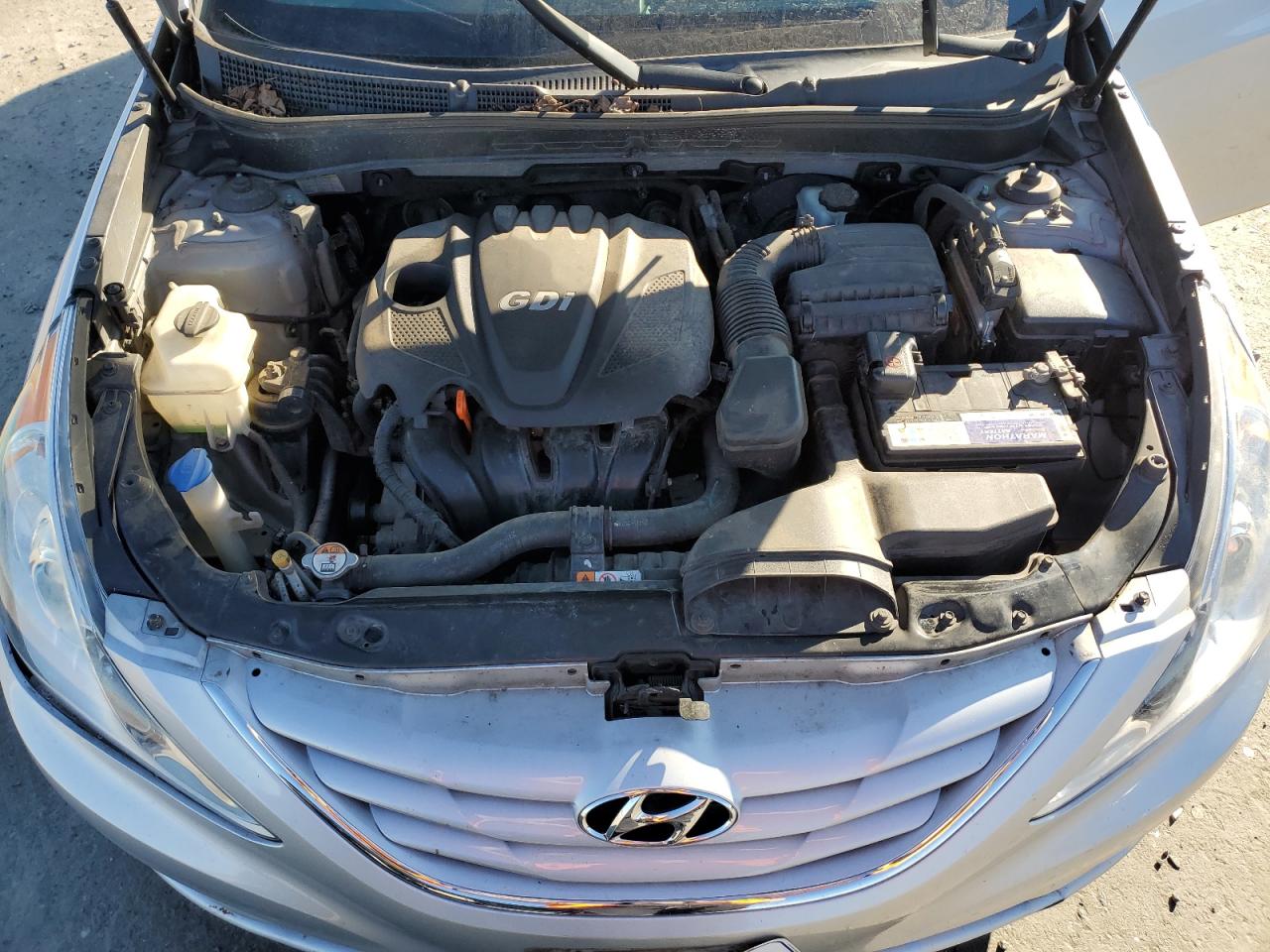 2013 Hyundai Sonata - Image 11