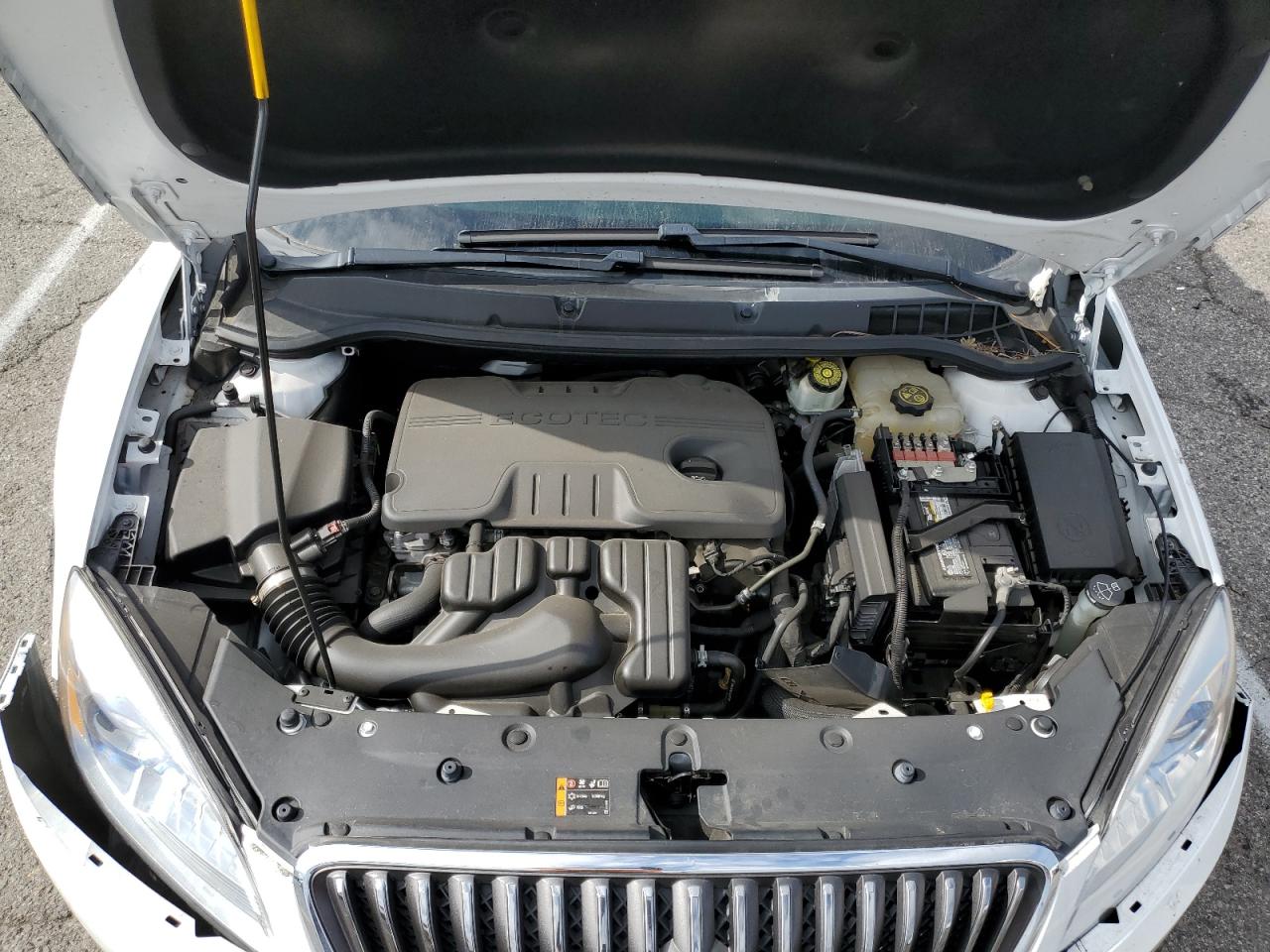 2013 Buick Verano - Image 12