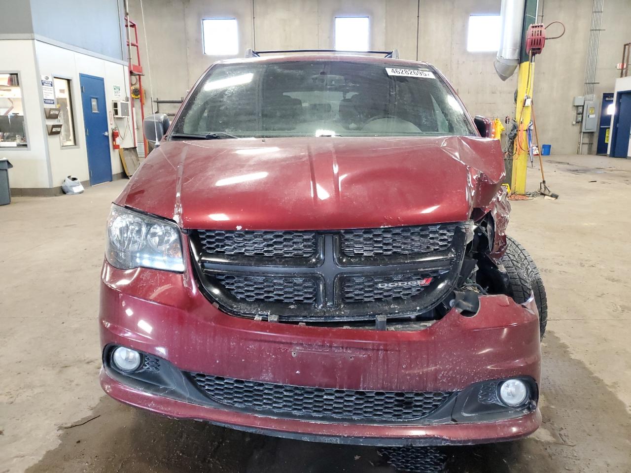 2018 Dodge Caravan - Image 5