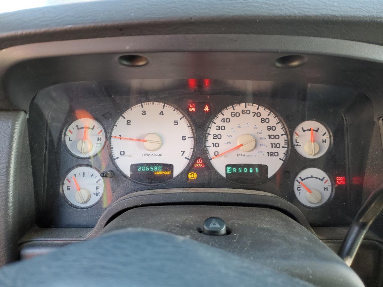 2002 Dodge RAM - Image 9