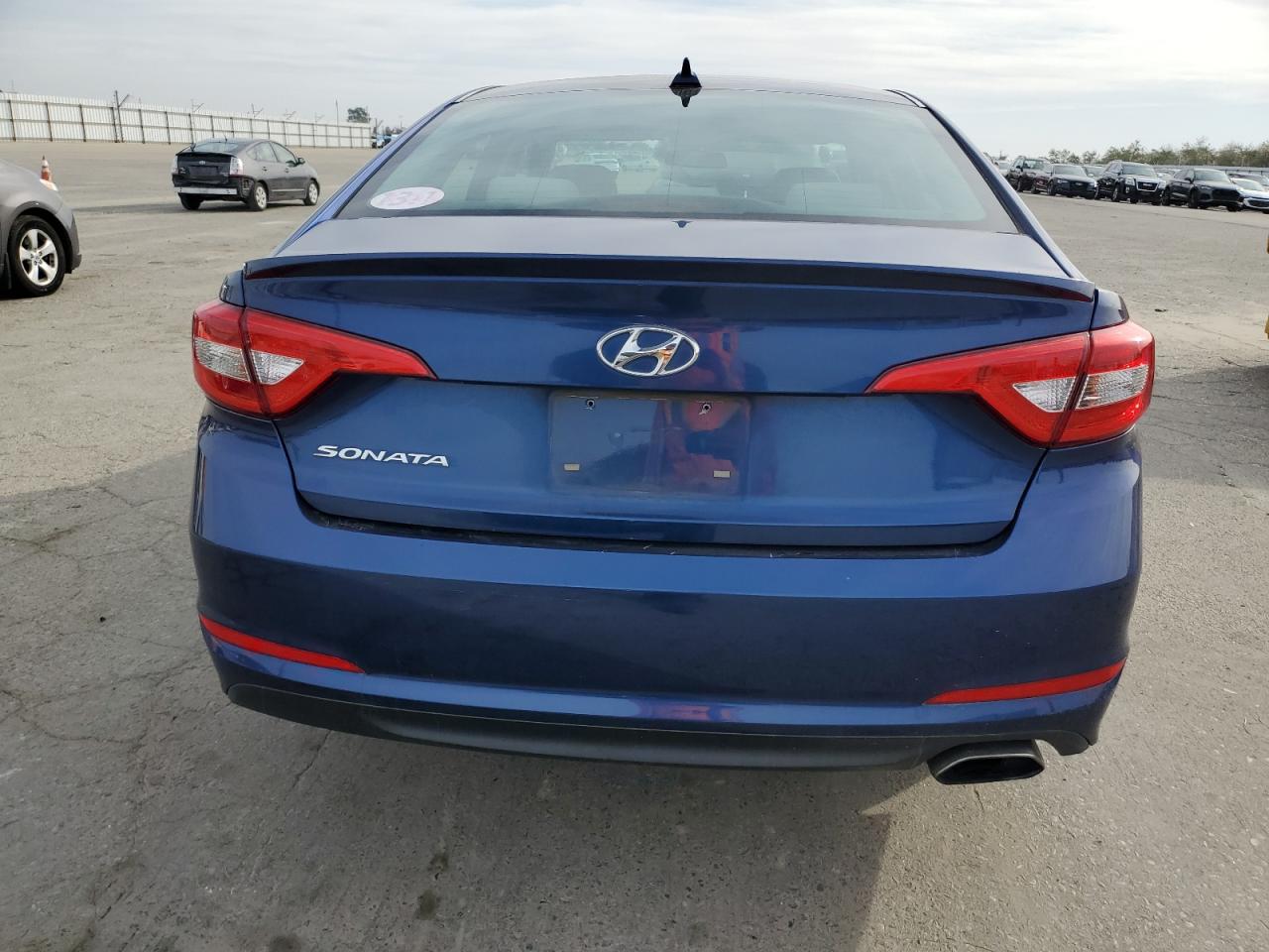 2015 Hyundai Sonata - Image 6