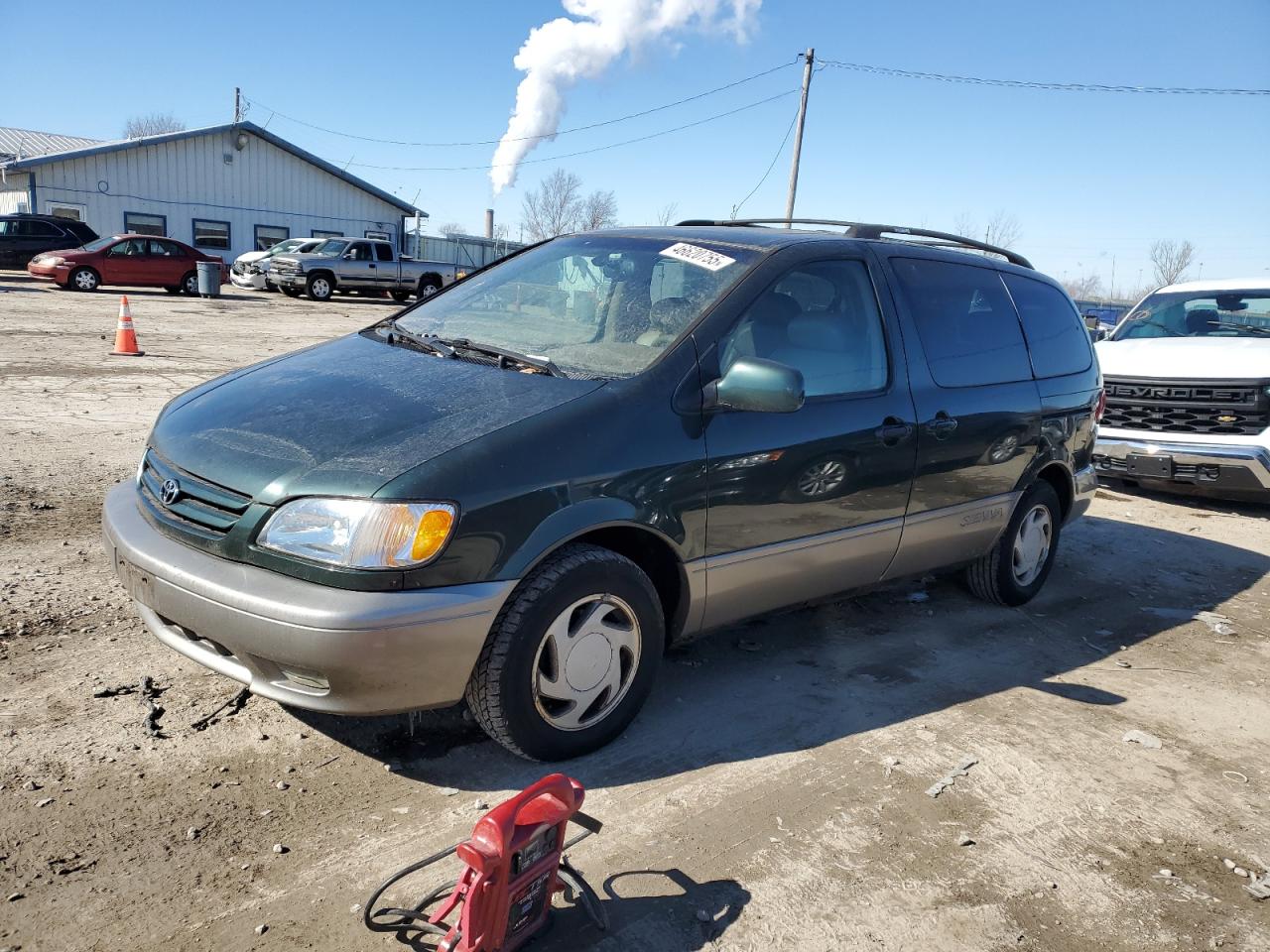 2002 Toyota Sienna - Image 1