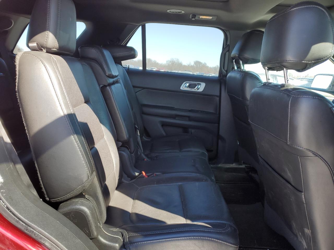 2014 Ford Explorer - Image 11