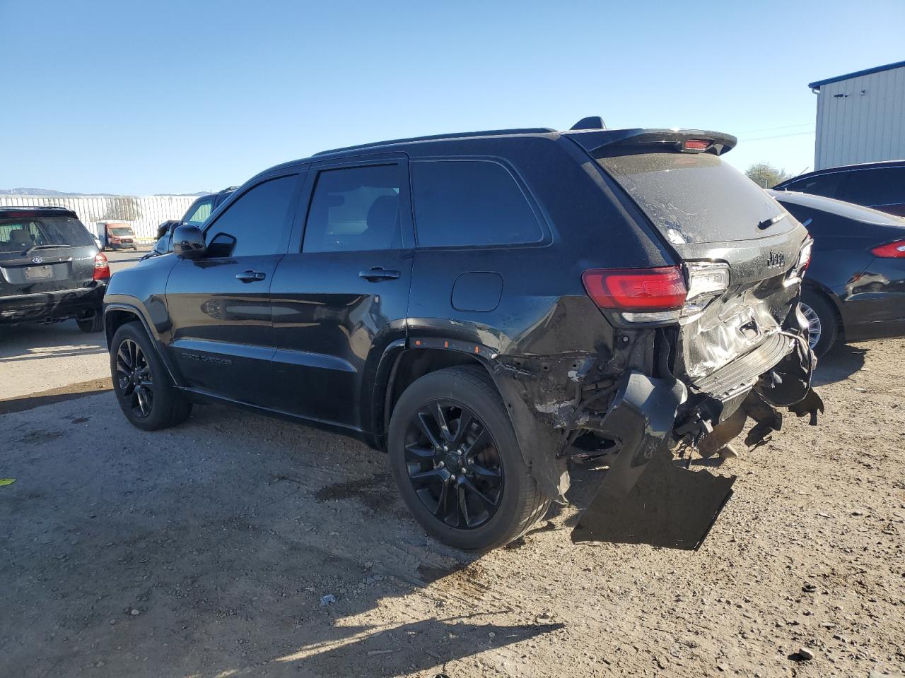 2018 Jeep Grand Cherokee - Image 2