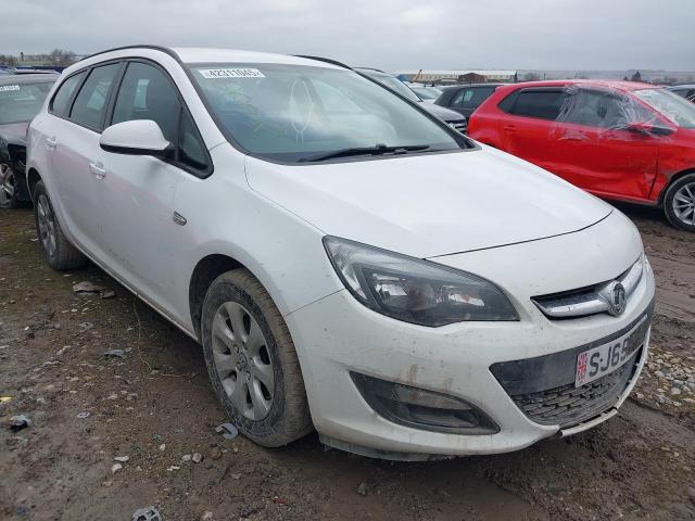 2015 VAUXHALL ASTRA DESI