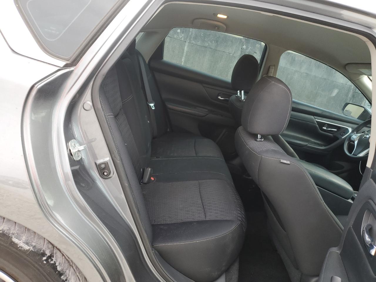 2016 Nissan Altima - Image 10