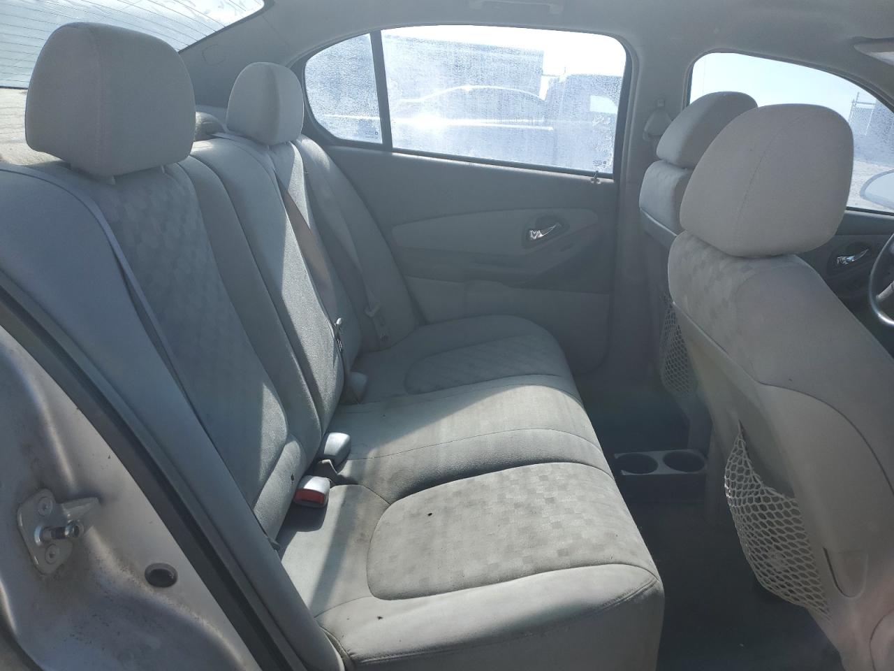 2004 Chevrolet Malibu - Image 10
