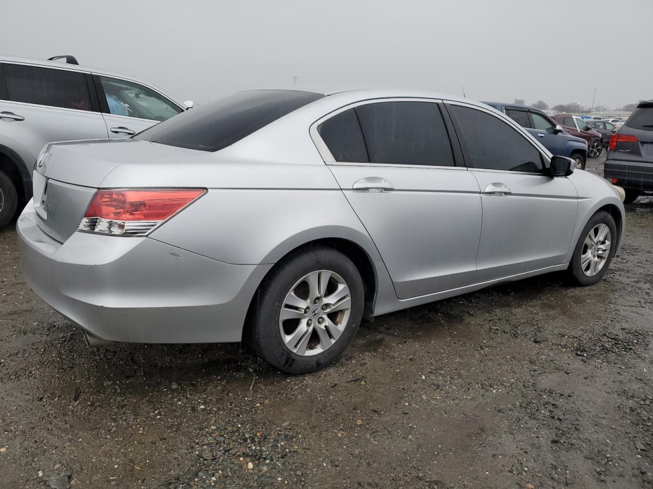 2009 Honda Accord - Image 3