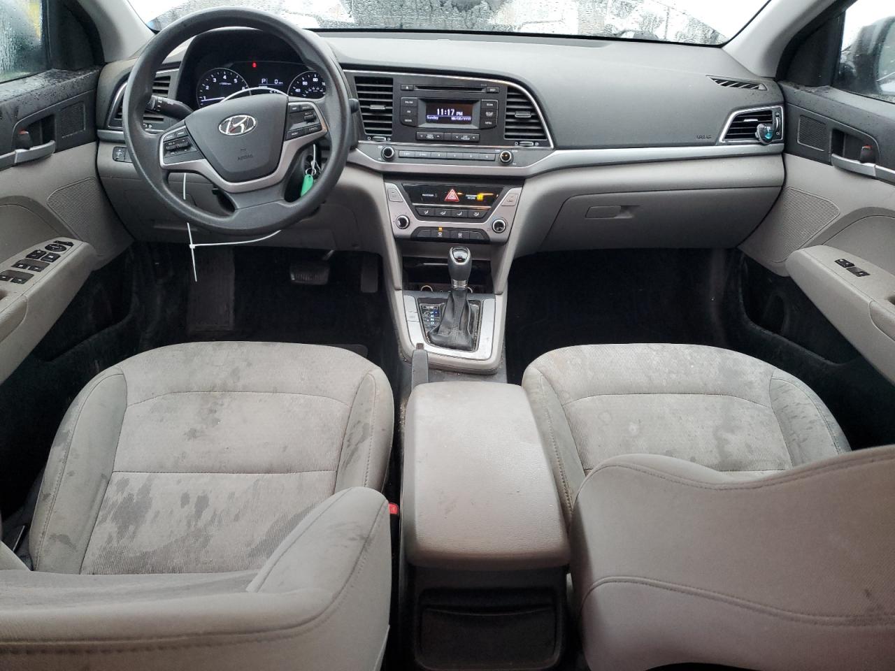2017 Hyundai Elantra - Image 8