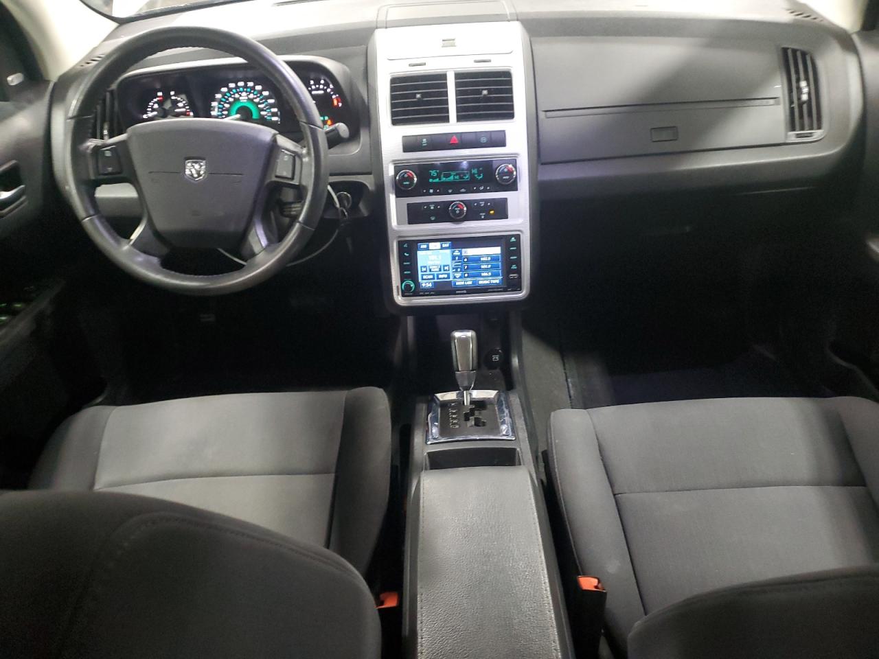 2010 Dodge Journey - Image 8