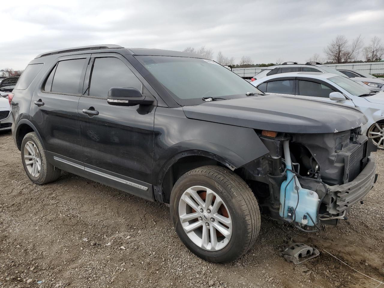 2016 Ford Explorer - Image 4