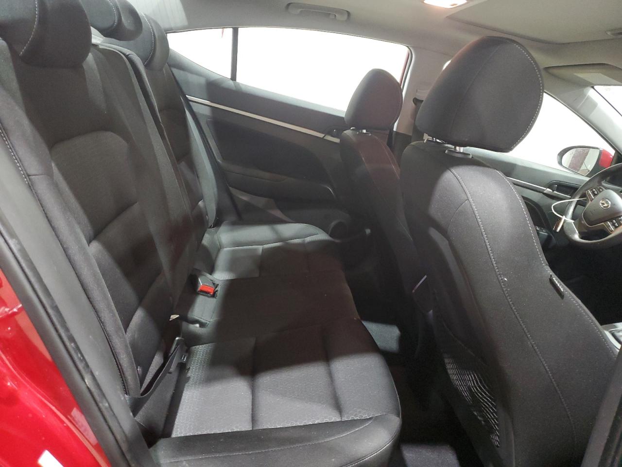 2017 Hyundai Elantra - Image 10
