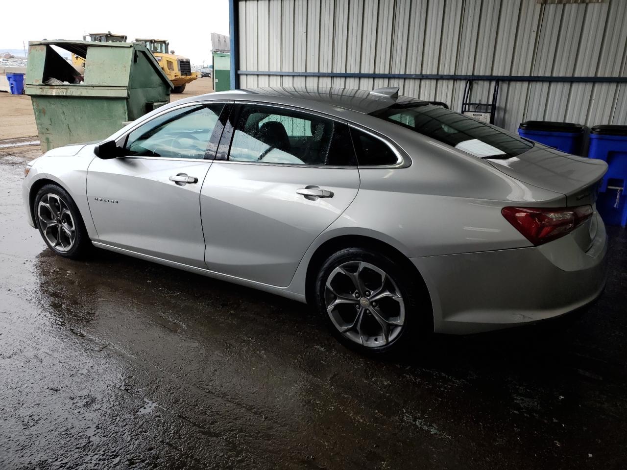 2021 Chevrolet Malibu - Image 2