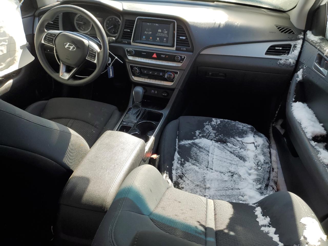2018 Hyundai Sonata - Image 8