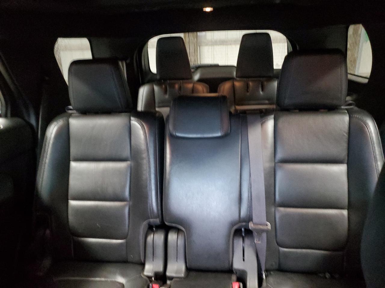 2011 Ford Explorer - Image 10