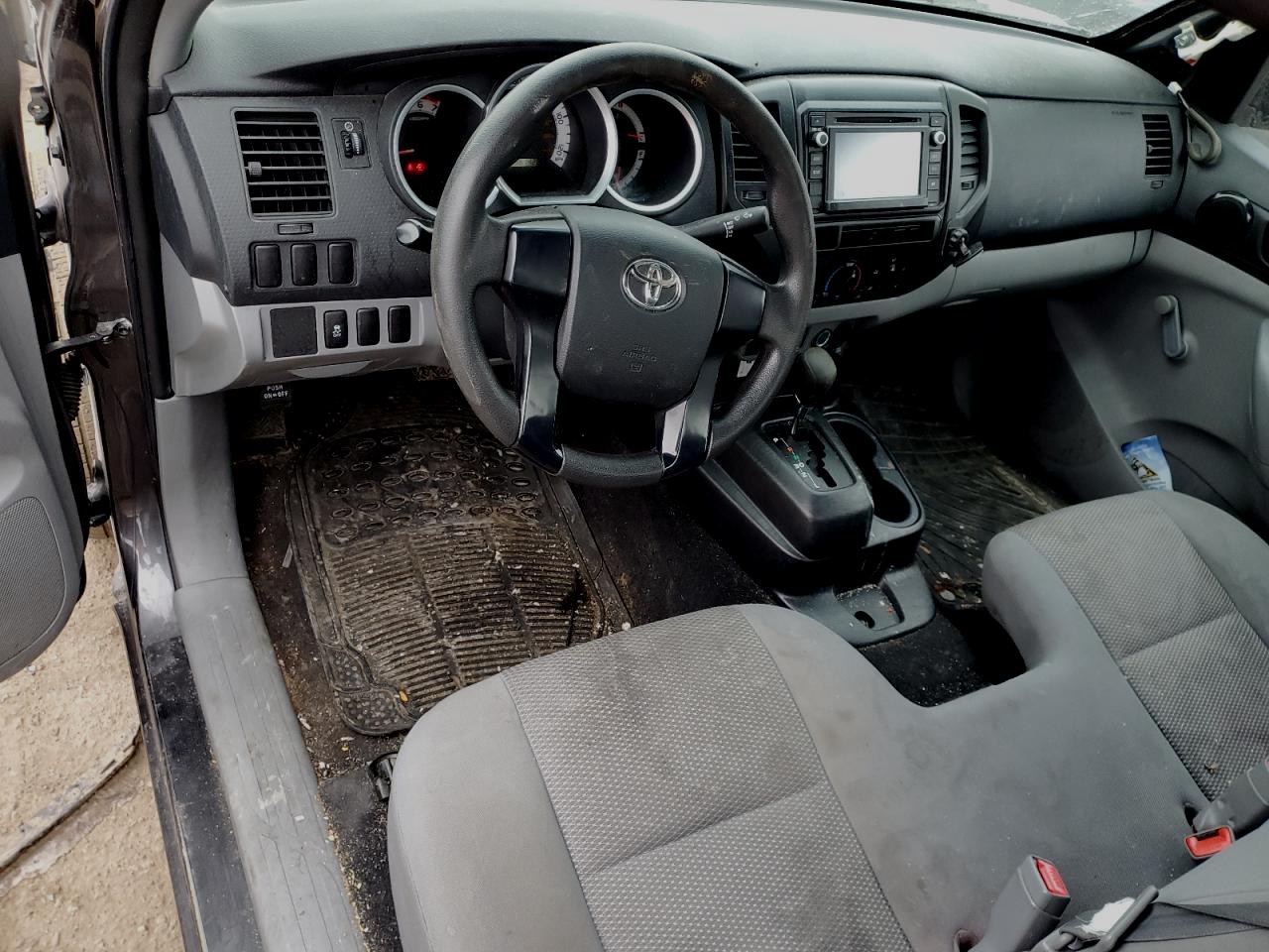 2014 Toyota Tacoma - Image 8
