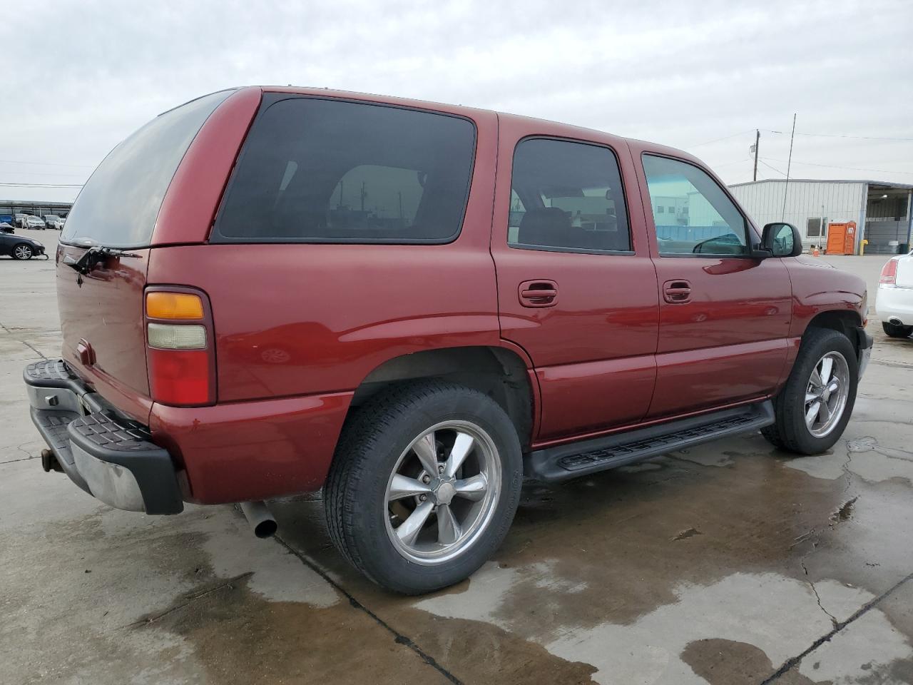 2001 Chevrolet Tahoe - Image 3