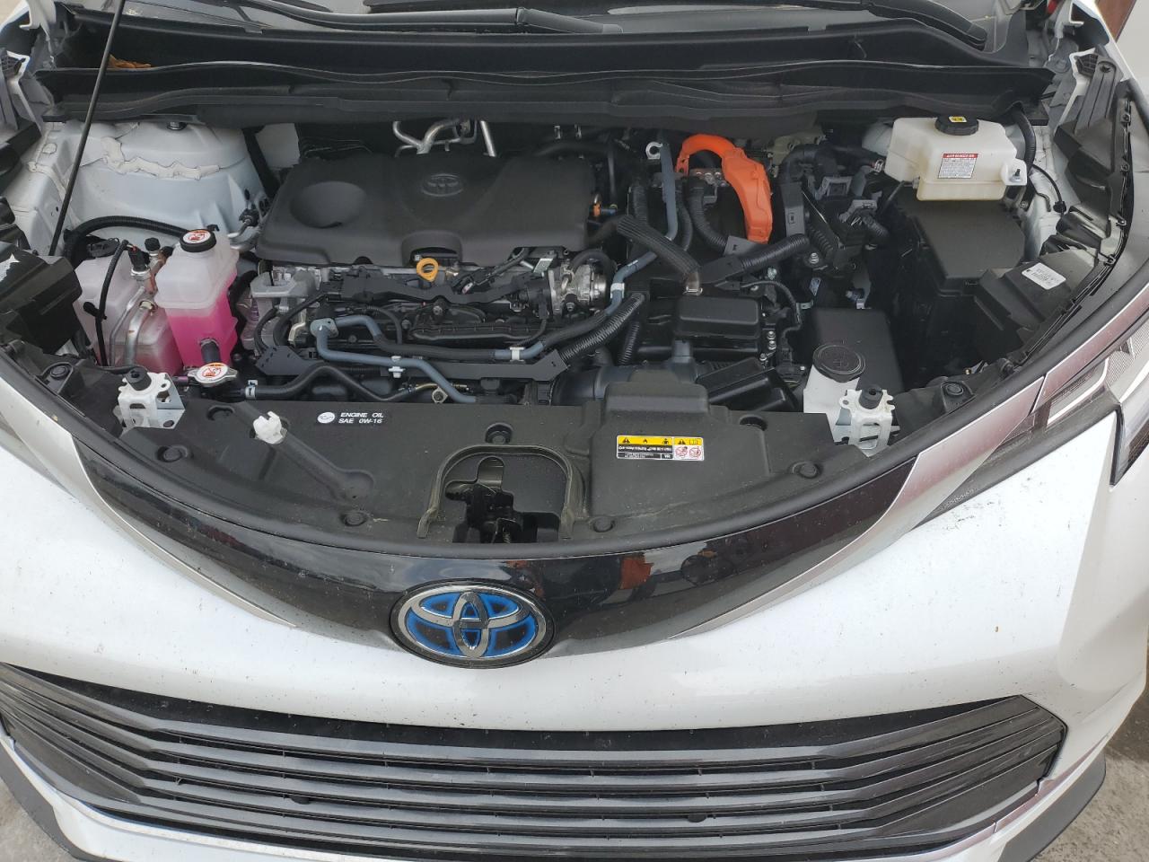 2022 Toyota Sienna - Image 14