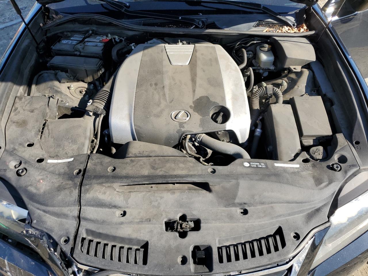 2015 Lexus GS - Image 11