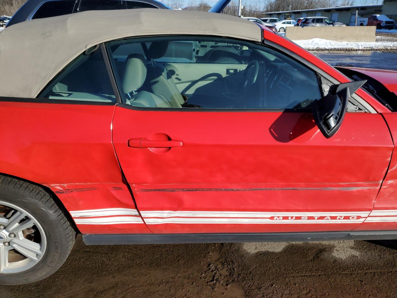 2011 Ford Mustang - Image 10